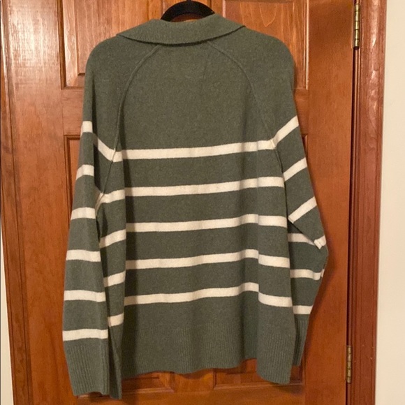 Aerie Green & White Striped V-Neck Oversized Sweater Soft Cozy Size Large - Picture 5 of 6